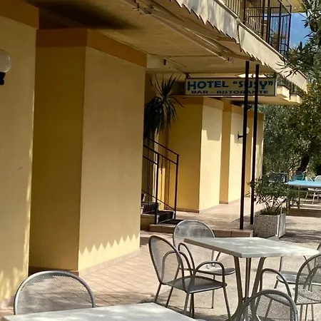 Susy Hotell 3*