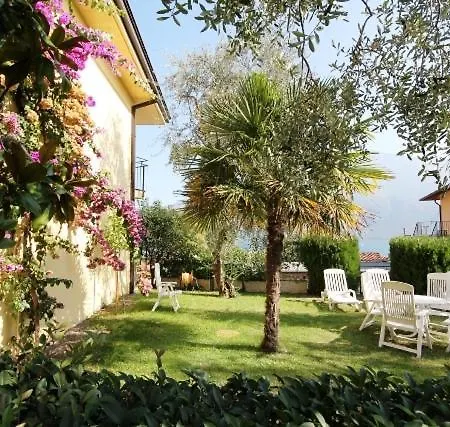 Szálloda Susy Limone sul Garda